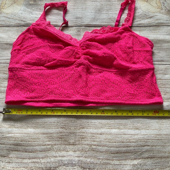 Abercrombie & Fitch x Gilly Hicks Crochet Lace Bralette NWOT Women’s Large Pink - Picture 6 of 6